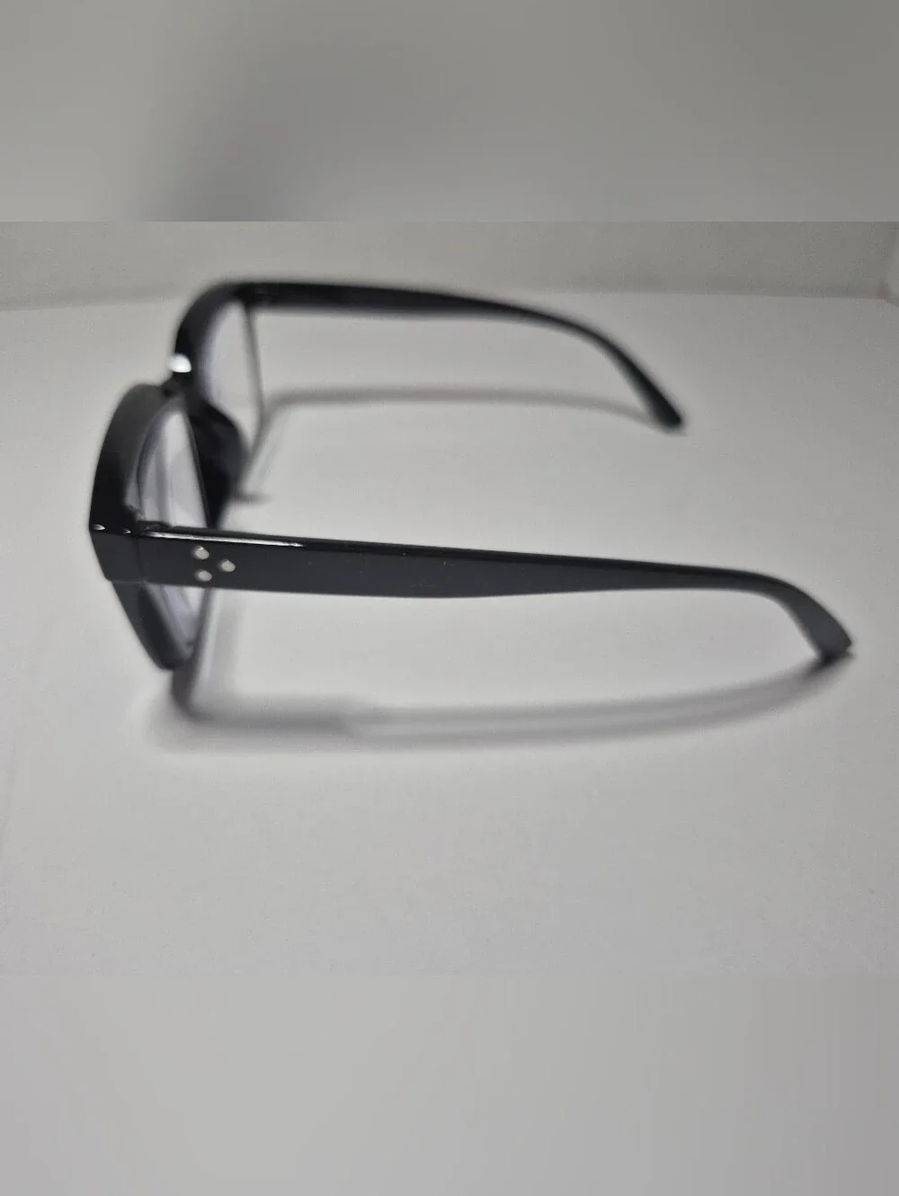Women's Black Square Reading Glasses - Fashionable Everyday Frame